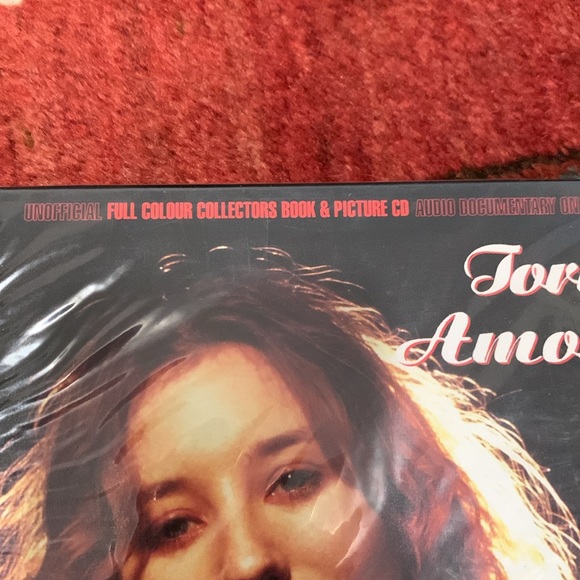 New vintage Tori Amos Cd set - Picture 3 of 5